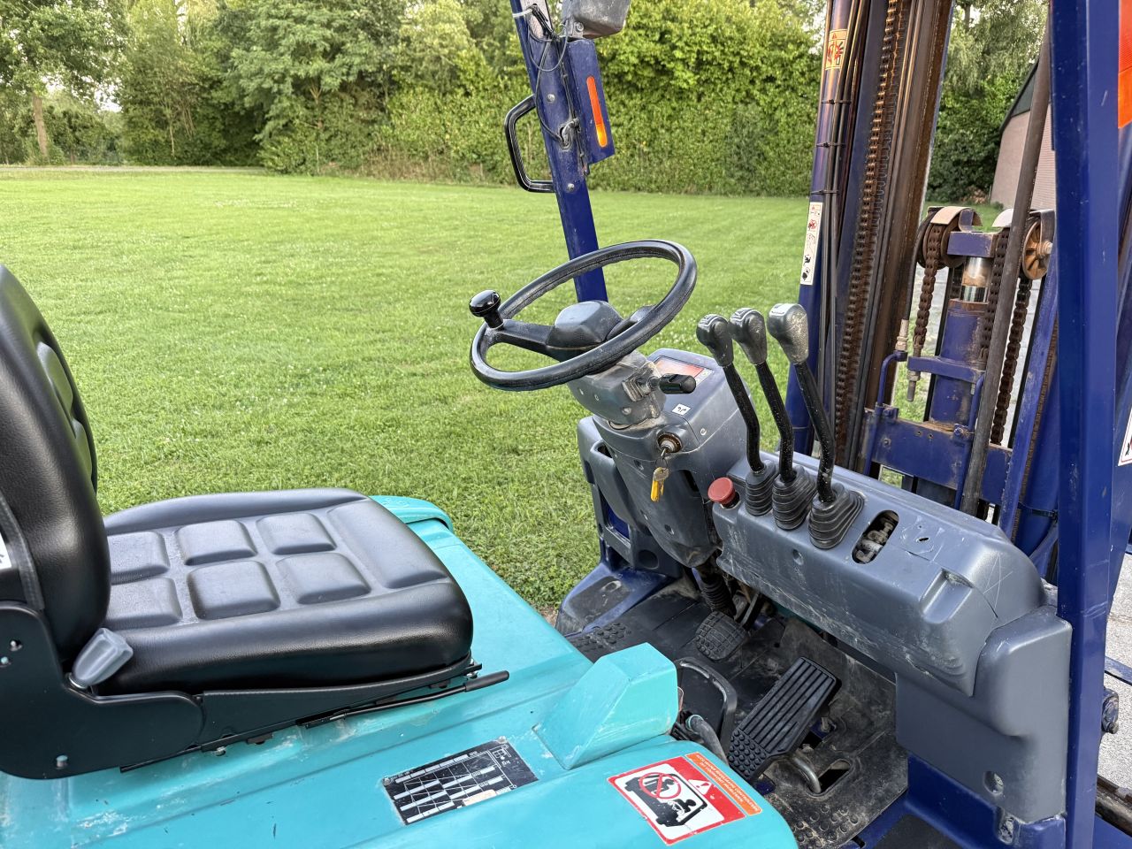 Komatsu 1500KG elektrisch 3-delige 600CM freelift Sideshift