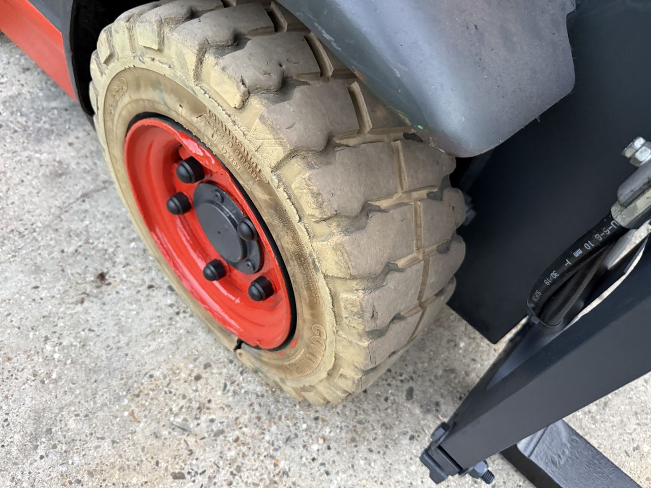 Linde 1600KG elektrische heftruck - 4 ventielen - gekeurd