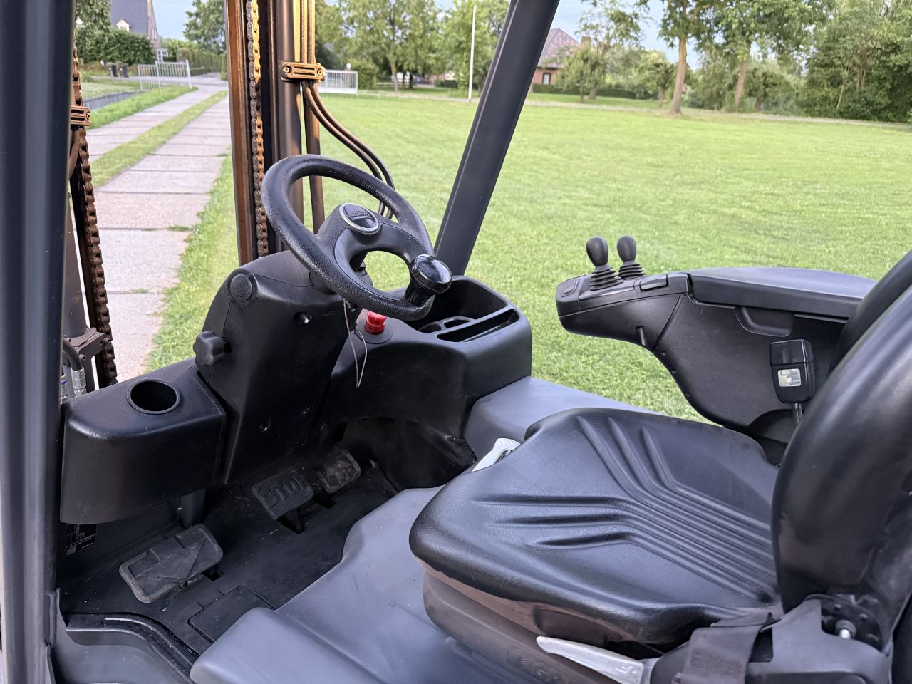 Linde 1600KG elektrische heftruck - 4 ventielen - gekeurd