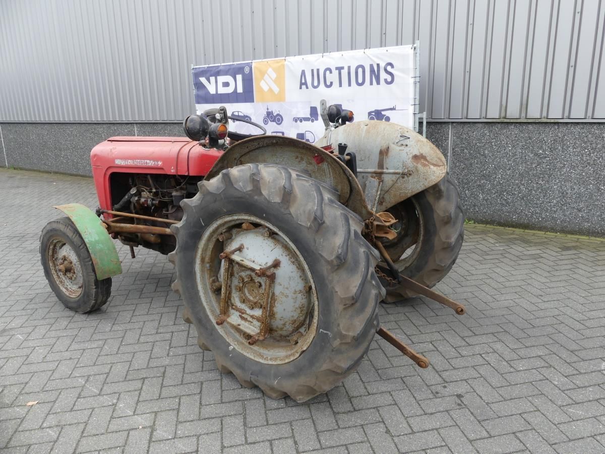 Massey Ferguson FE35