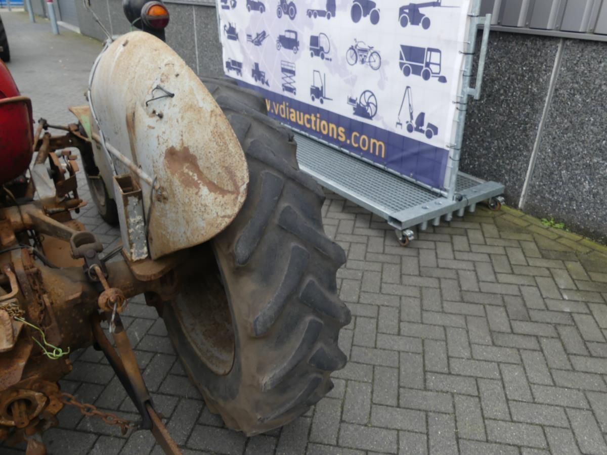 Massey Ferguson FE35