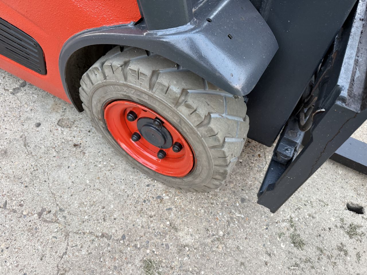 Linde E16 heftruck triplex freelift Sideshift non marking