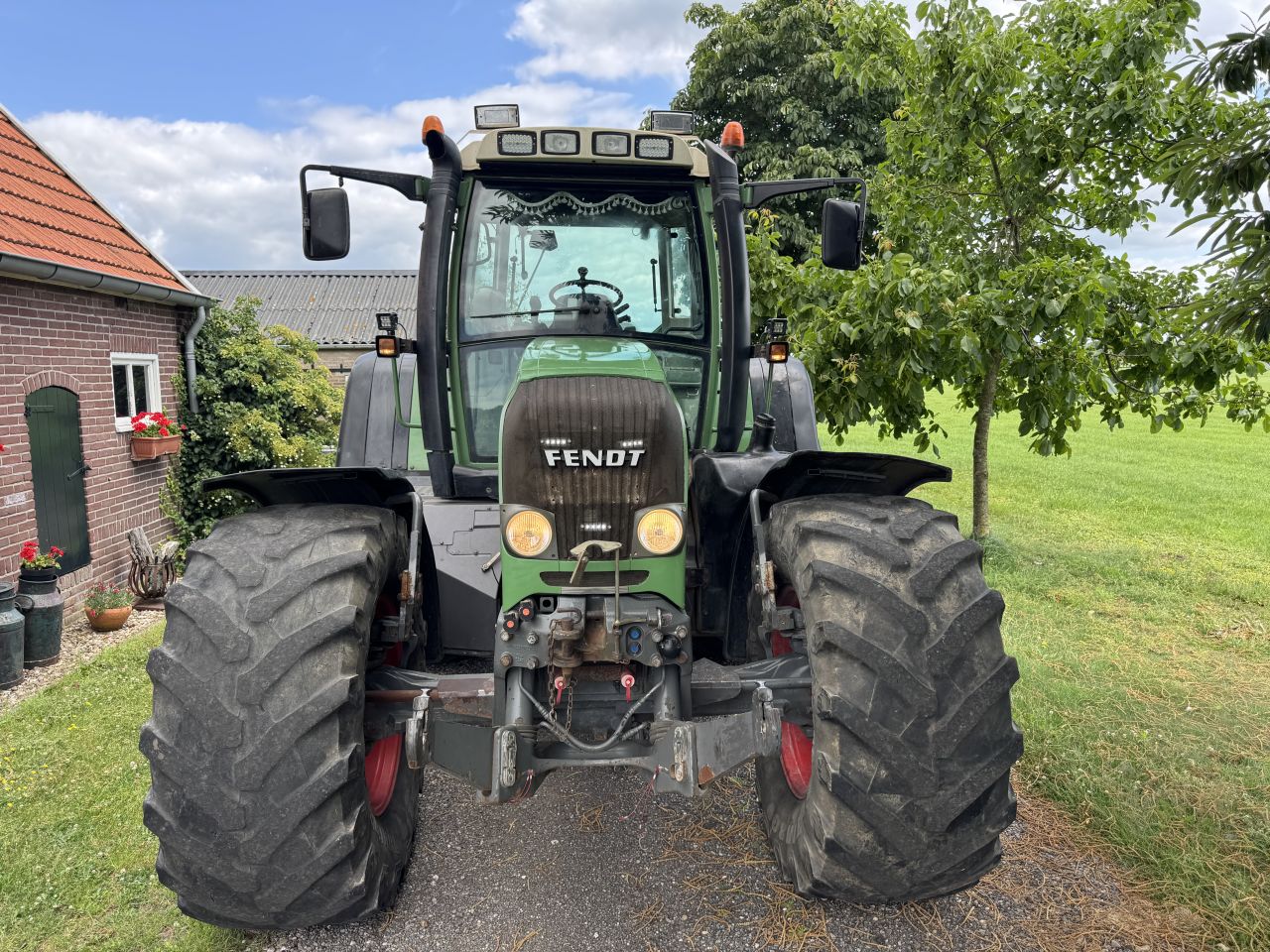 Fendt 818 Vario TMS COM.2