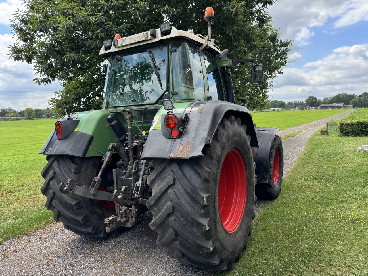 Fendt 818 Vario TMS COM.2