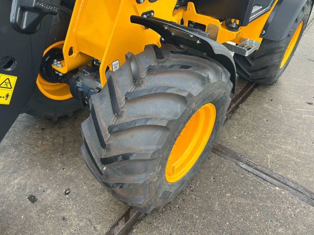 JCB 403 plus Canopy brede wielen