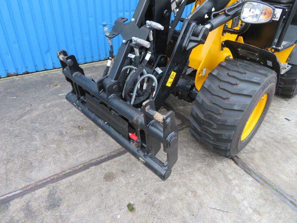 JCB 403 electrisch