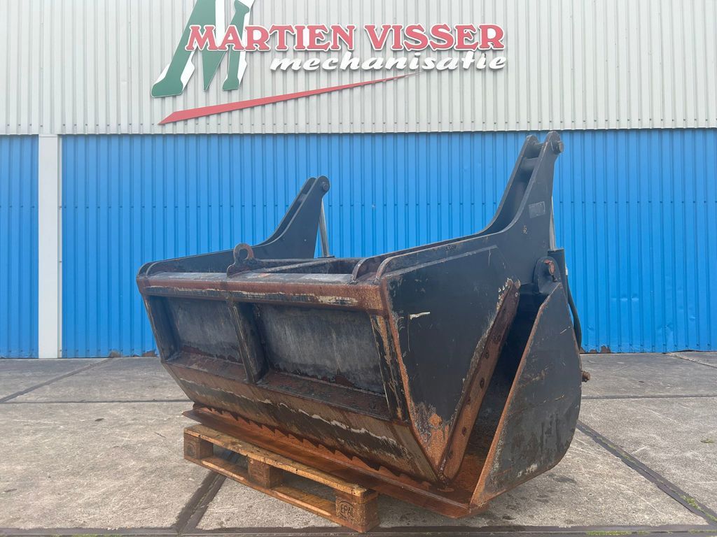 VTM Kuilhapper met manitou aansluiting