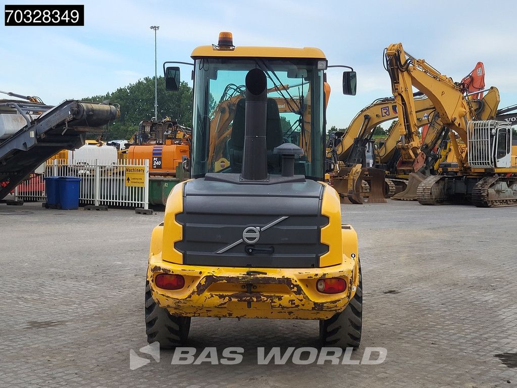 Volvo L30 G