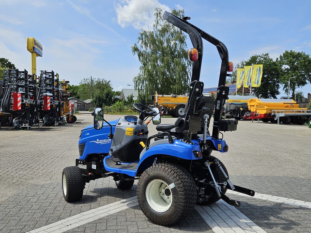 New Holland Boomer 25 Compact