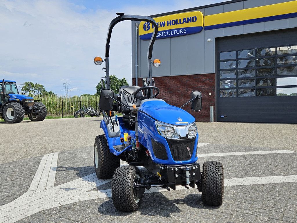 New Holland Boomer 25 Compact
