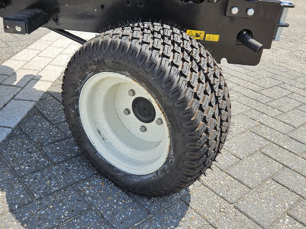 New Holland Boomer 25 Compact