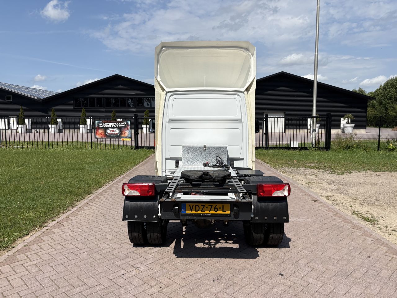 Be trekker 8 TON Mercedes Sprinter 519 (114.064 KM