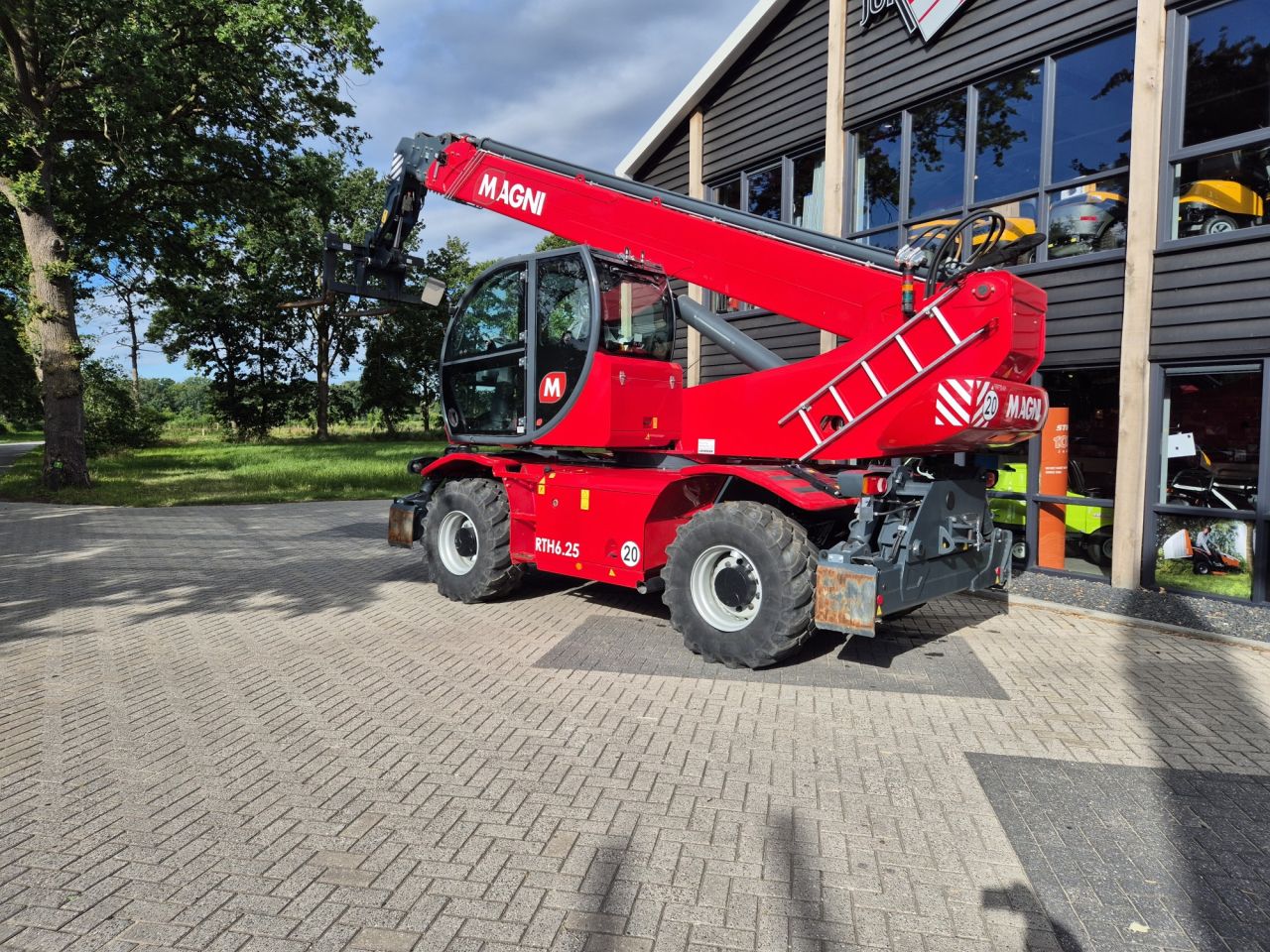 MAGNI RTH 6.25 roterende verreiker met hefhoogte tot 25 m