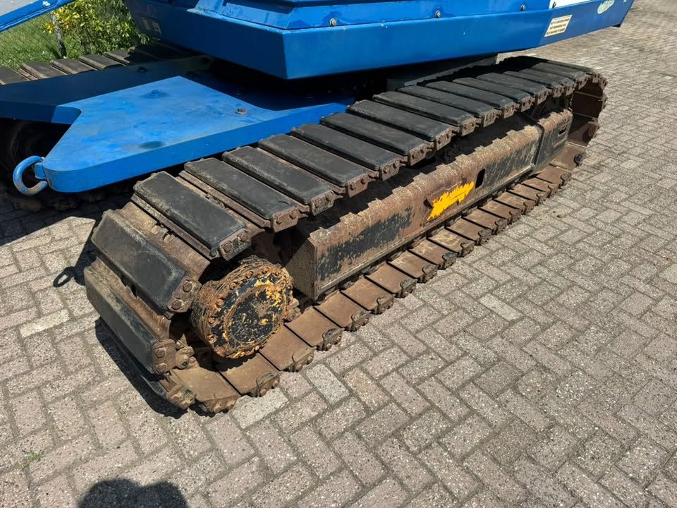 Aichi SR182 Hoogwerker rups