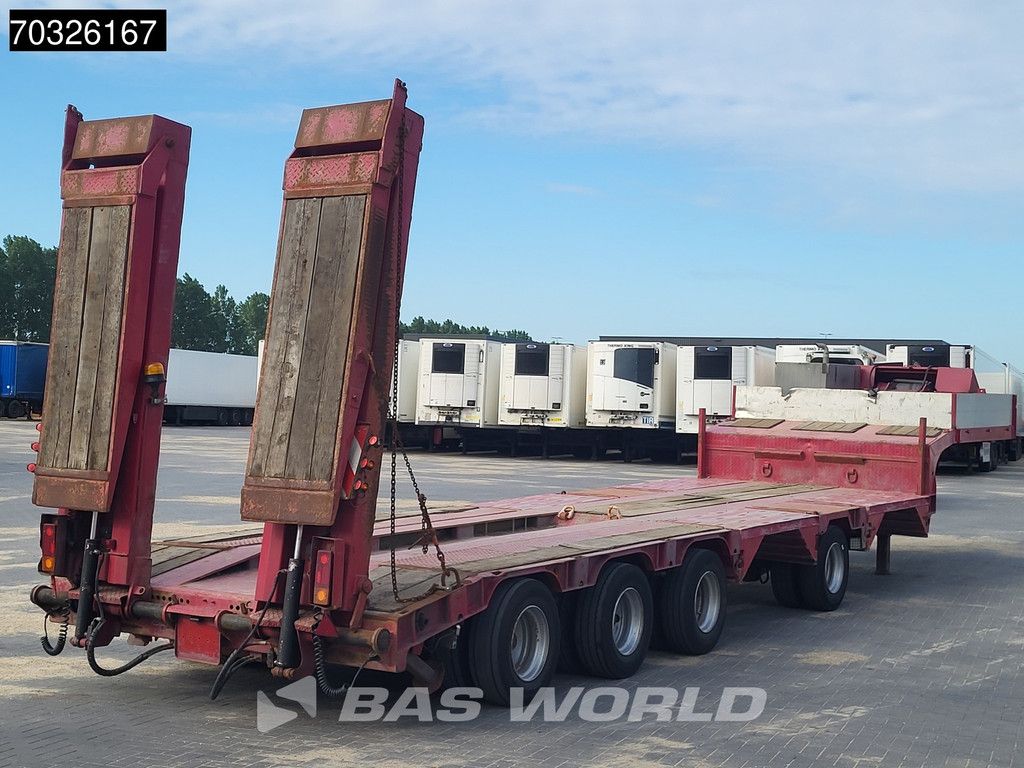 Langendorf 4 axles 2x Steering + 1x Lifting Axle Ramps