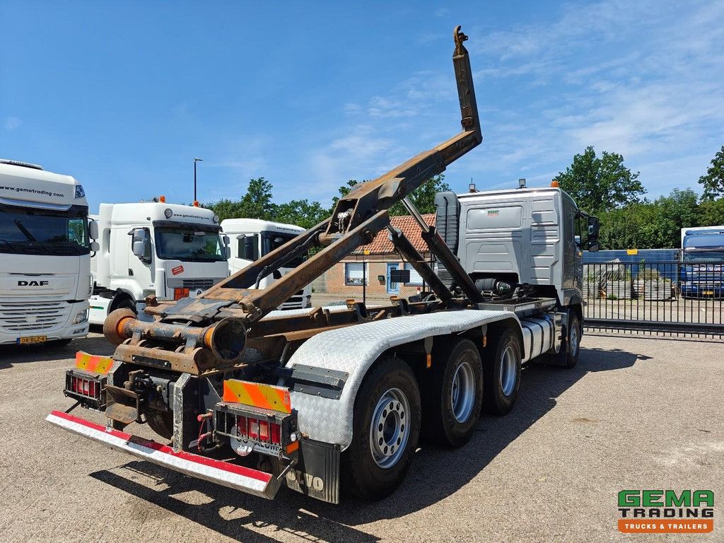 Volvo FH500 8x4/4 Schlafkabine Euro5 - Hiab 26T Hakenarmsystem - VangMuilKoppeling - Belgien LKW