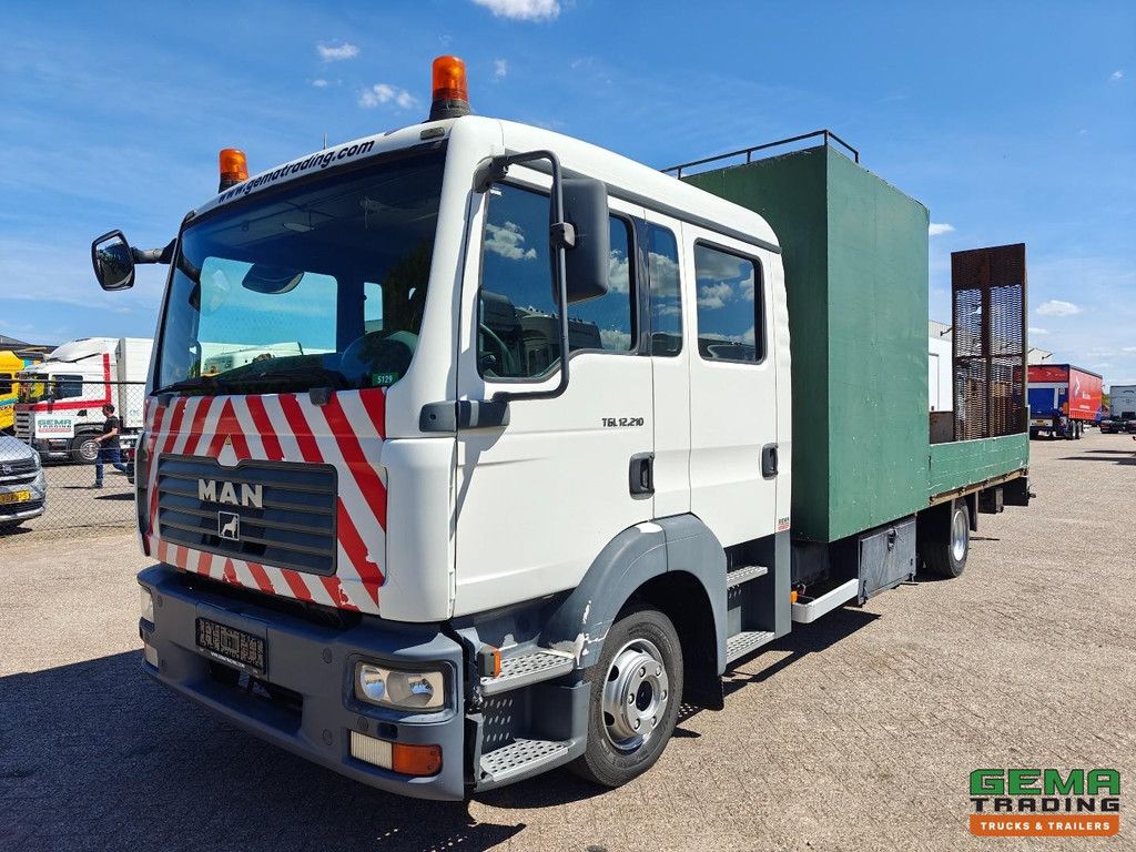 MAN TGL 12.210 4x2 DOKA Euro4 - OpenLaadBak + HydraulischeRampen - Handgeschakeld - 6 ZitPlaatsen