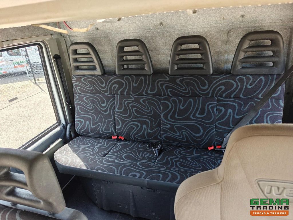 Iveco 140E25 EuroCargo 4x2 Double Cab (7pers) Euro 6 - 6CIL - AluMac Box + Ramps - Rockinger Towing Hook