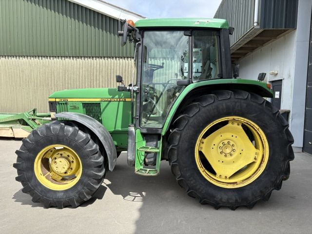 John deere 6210 met airco