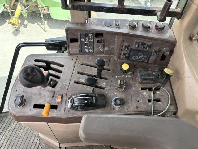 John deere 6210 met airco
