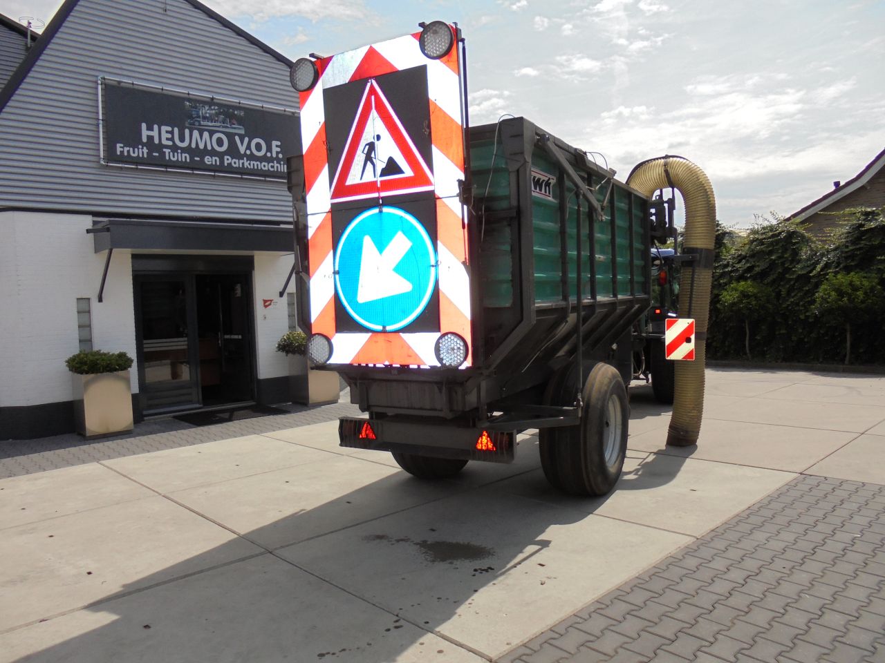 KWH/votex Up&Go 570-5T bladzuigwagen