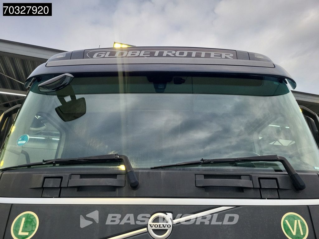 Volvo FH 460 4X2 Mega 2x Tanks Standklima Hebesattel