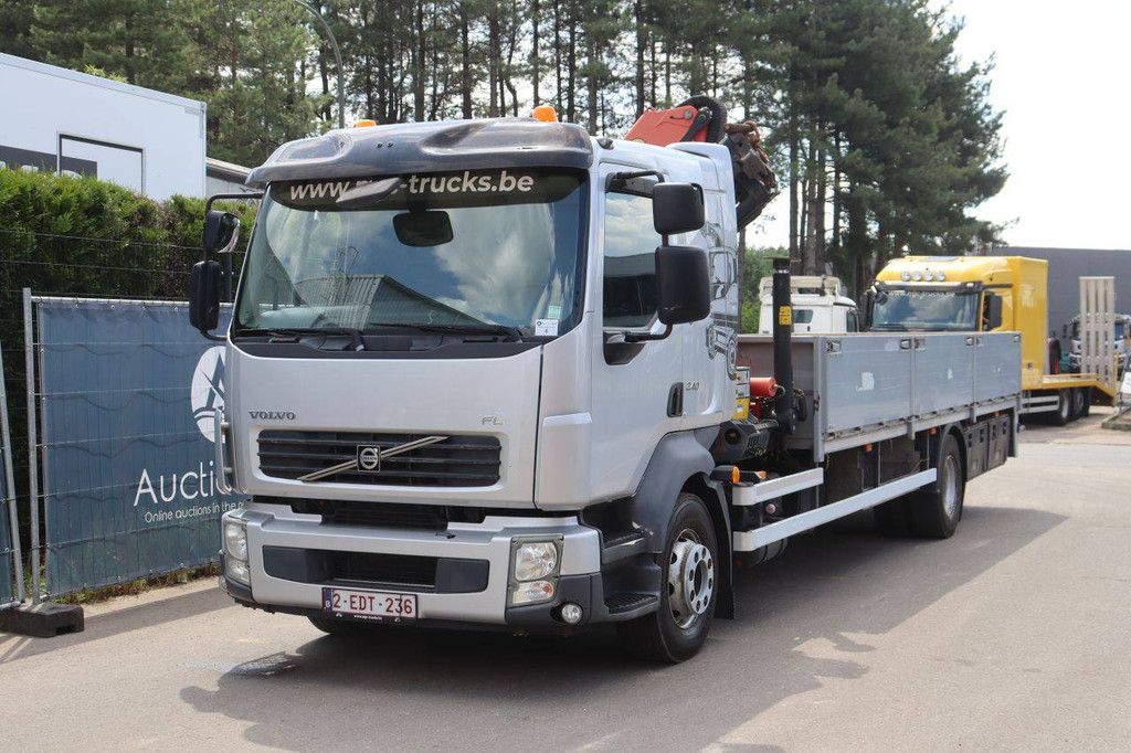 Volvo FL 240 Diesel-Kranwagen, Baujahr 2011
