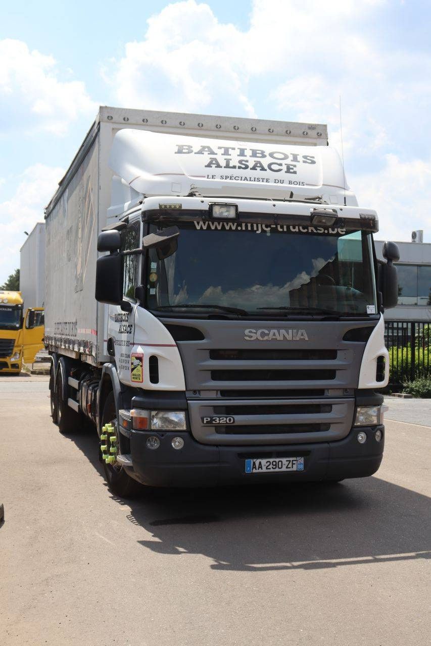 Kastenwagen Scania P 320 Diesel