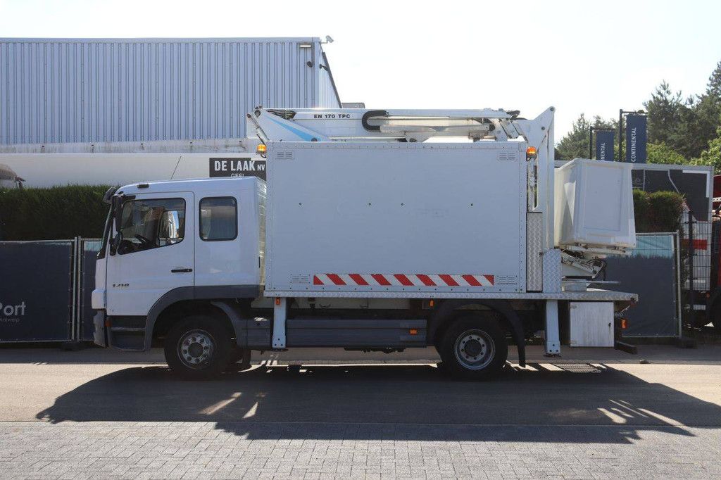 Vrachtwagen Hoogwerker Mercedes-Benz Atego 1218 Diesel 2006