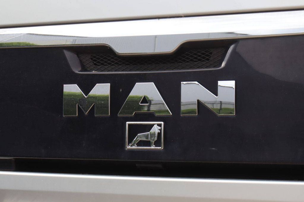 Hakenliftsystem LKW MAN TGX 33.480 Diesel 2011