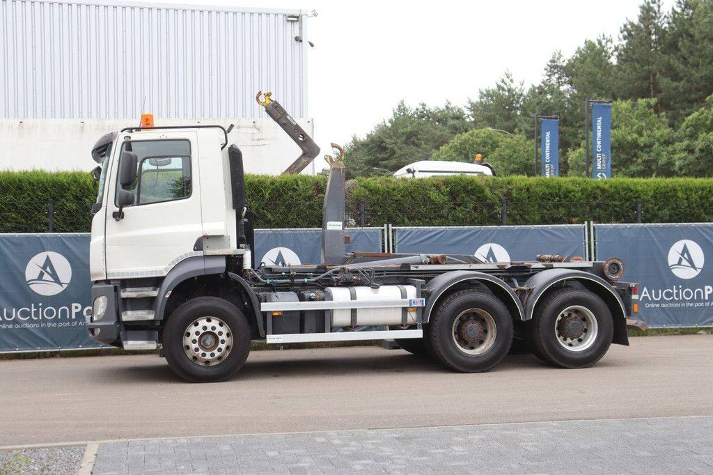 Hakenliftsystem für LKW DAF CF460 6x4 FAT Diesel 2014