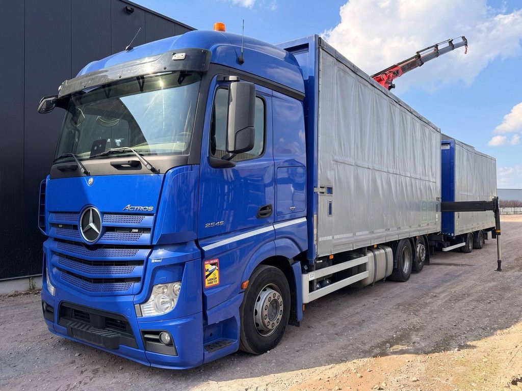 Kastenwagen LKW Mercedes-Benz Actros 2645 6X2 Diesel 2016