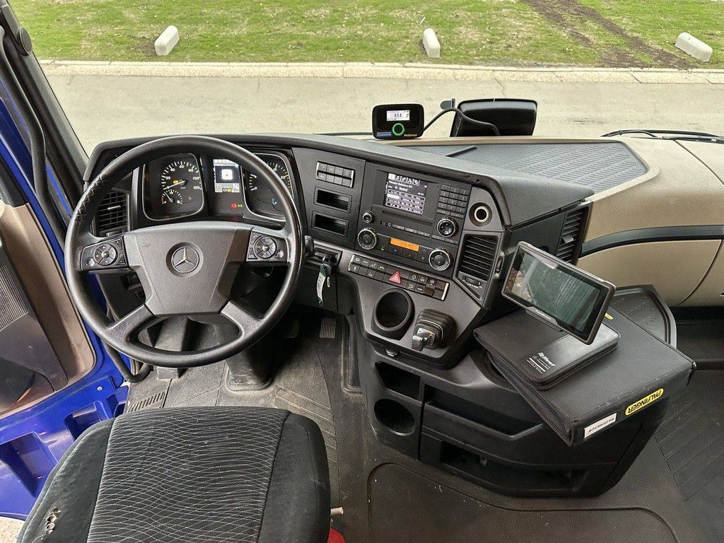 Kastenwagen LKW Mercedes-Benz Actros 2645 6X2 Diesel 2016