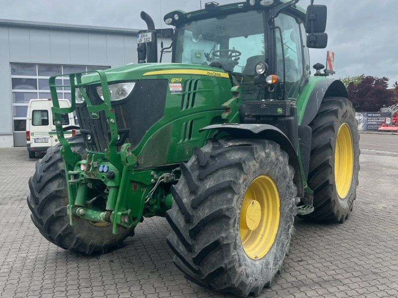 John Deere 6175R