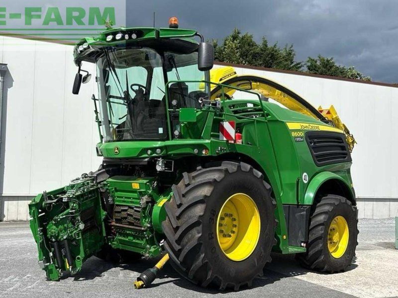 John Deere 8600