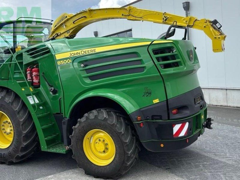 John Deere 8500