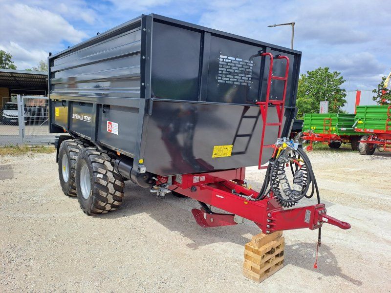 Pronar T 679/2