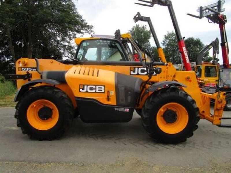 JCB 535-95 mit Palettengabel + Schnellwechsler
