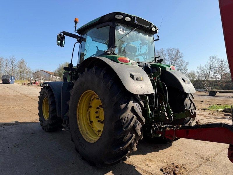 John Deere 6210 R mit GPS SF3000
