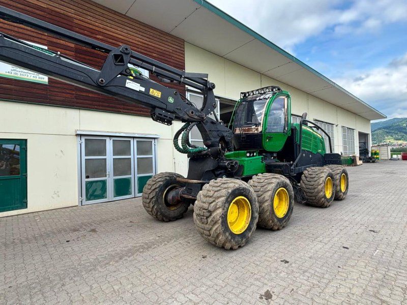 John Deere 1270G