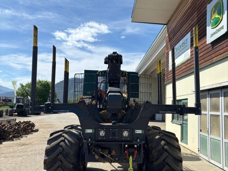 John Deere 1110 G mit Traktionswinde