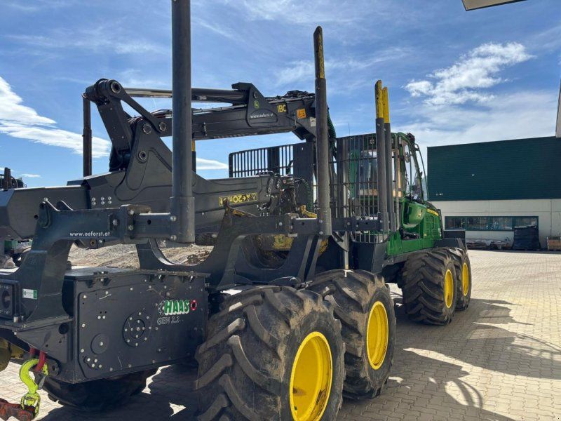 John Deere 1110 G mit Traktionswinde