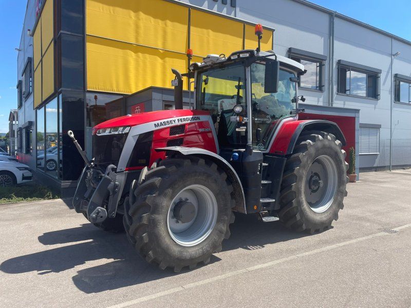 Massey Ferguson 8S.305 Dyna-VT EXCLUSIVE
