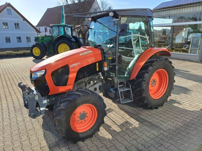 Kubota M 5111