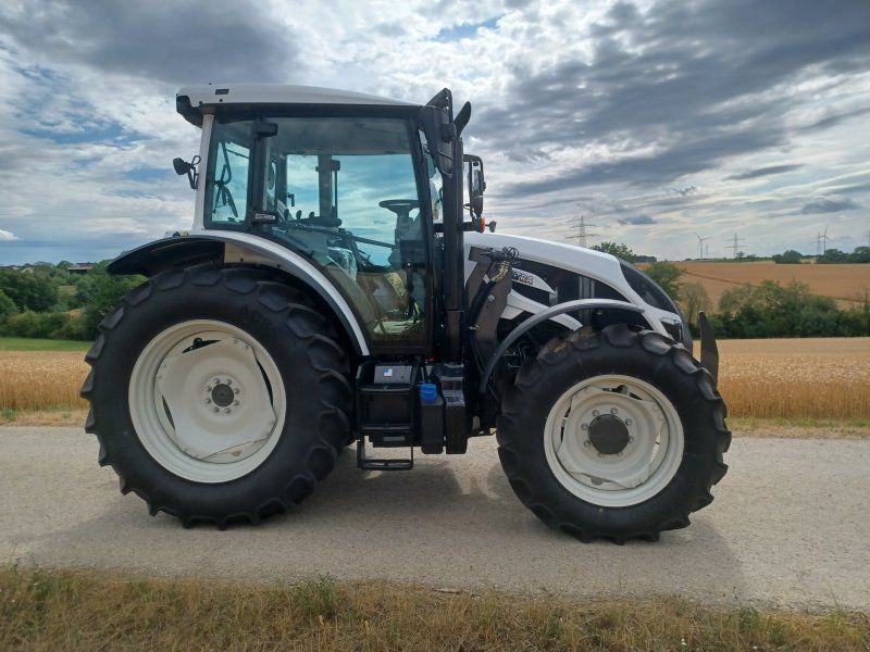Valtra A 115 MH 4 es Model