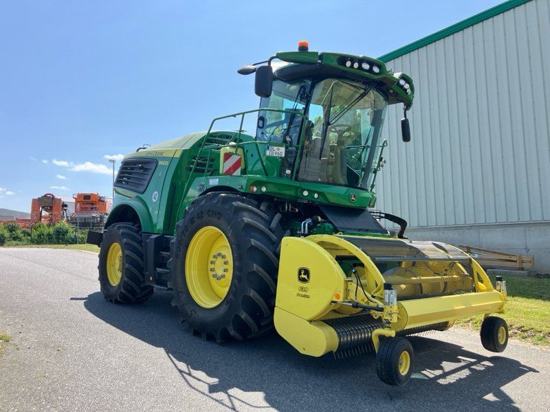 John Deere 9600i mit Kemper 375pro und 639 PickUp