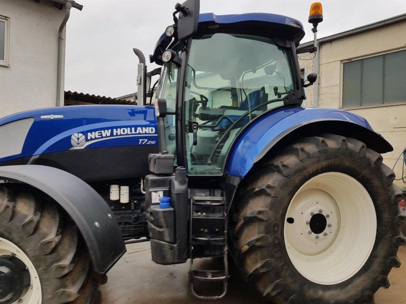 New Holland T 7.210 AC
