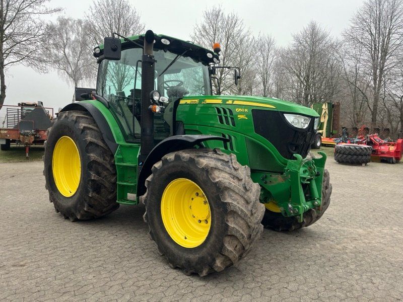 John Deere 6150 R