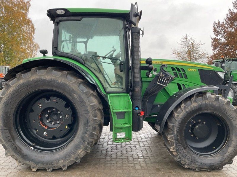 John Deere 6150R