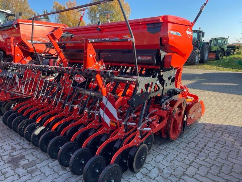 Kuhn Sitera 3030 24e